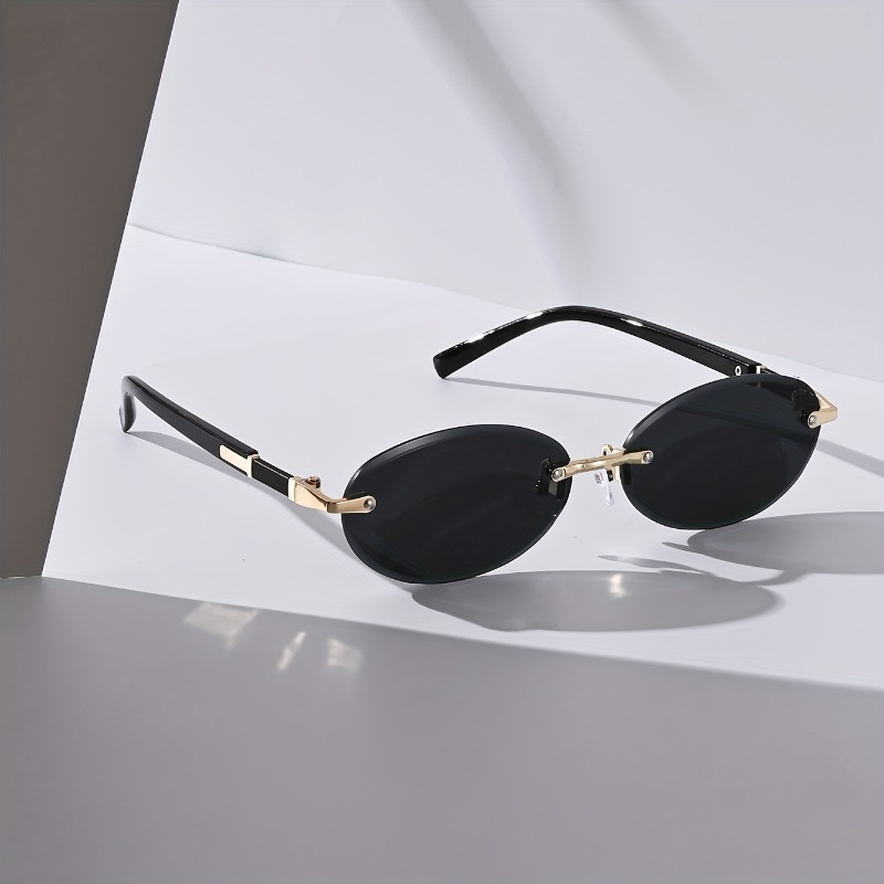Sexy Small Oval Punk Sunglasse - Metal Photo Panel ulasan dan harga